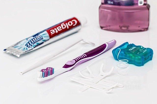 cepillarse los dientes