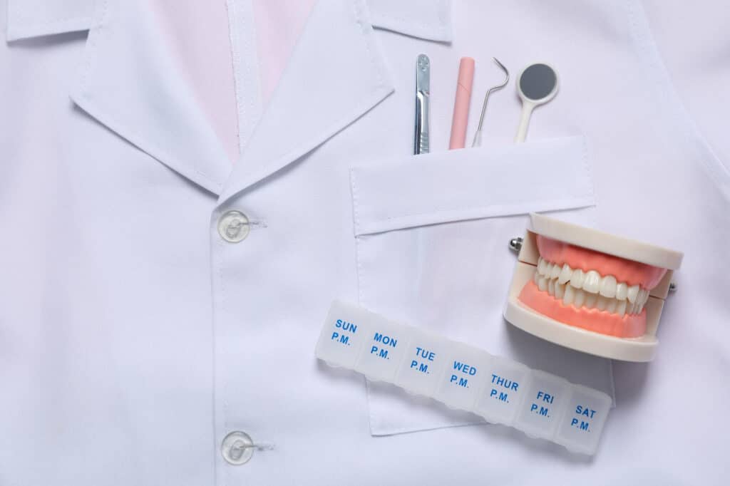 cuánto cuesta un implante dental